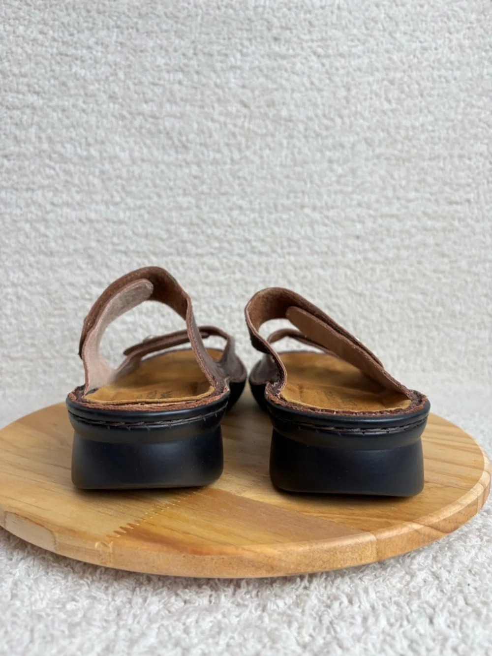 Naot Sandals Womens 7 Brown Sitar Two Strap Slip On Comfort Leather Casual